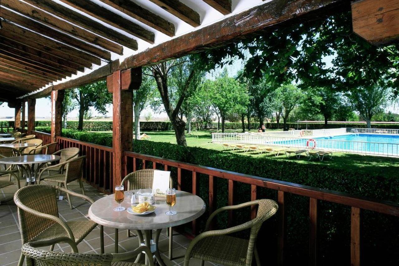 Parador De Albacete Hotel Exterior photo